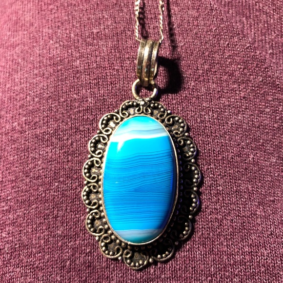 Beautiful Gemstone Pendant/Necklace - Picture 2 of 4